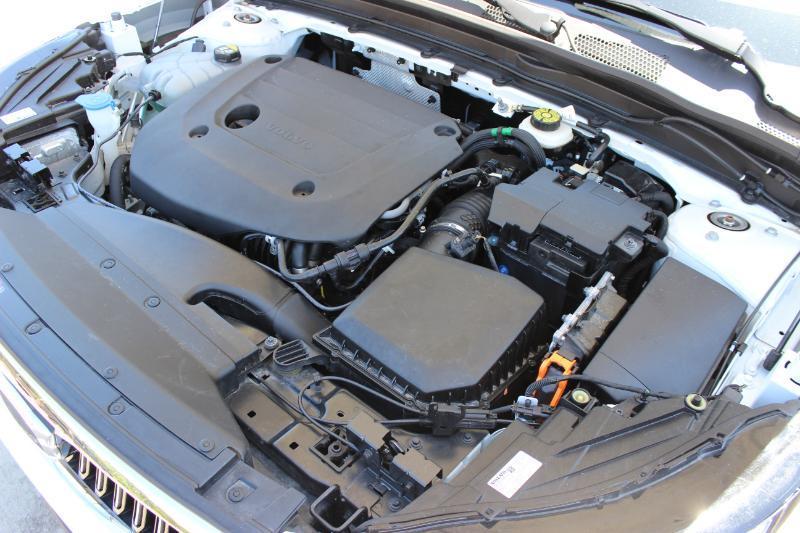 2025 Volvo XC40 Core - Photo 40