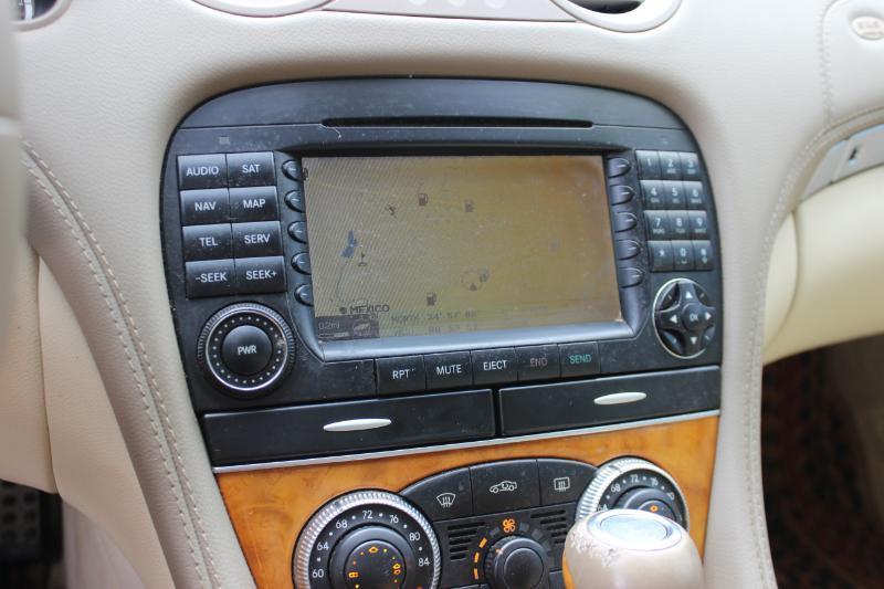 Mercedes-Benz SL-Class SL550 2007