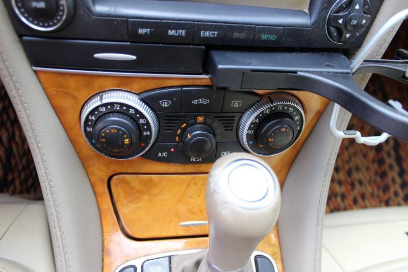 Mercedes-Benz SL-Class SL550 2007