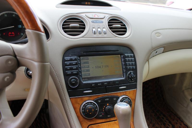 Mercedes-Benz SL-Class SL550 2007