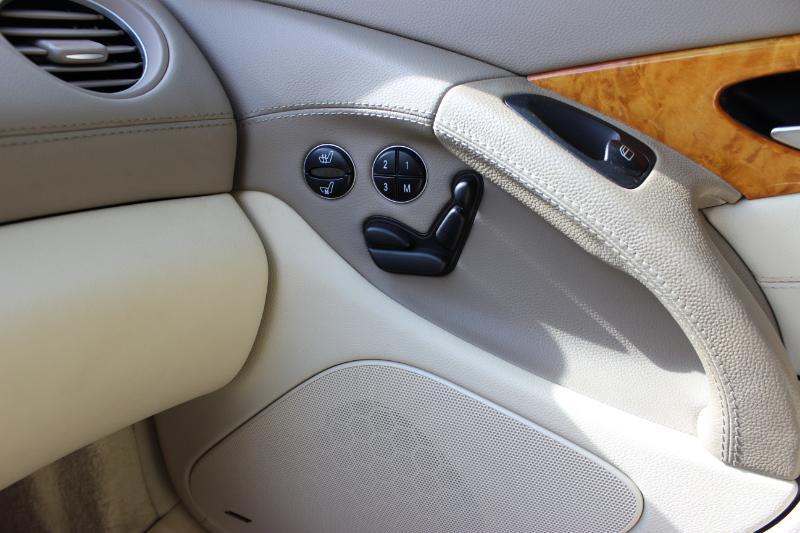 Mercedes-Benz SL-Class SL550 2007
