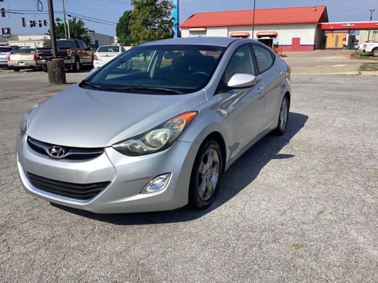 Hyundai Elantra Limited 2012