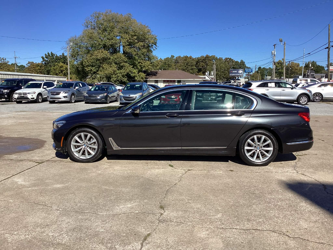BMW 7-Series 740i 2017 BMW 7-Series 740i 2017