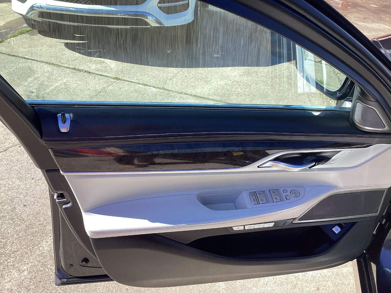 BMW 7-Series 740i 2017 BMW 7-Series 740i 2017