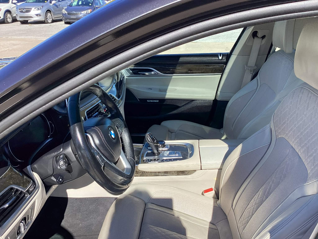 BMW 7-Series 740i 2017 BMW 7-Series 740i 2017