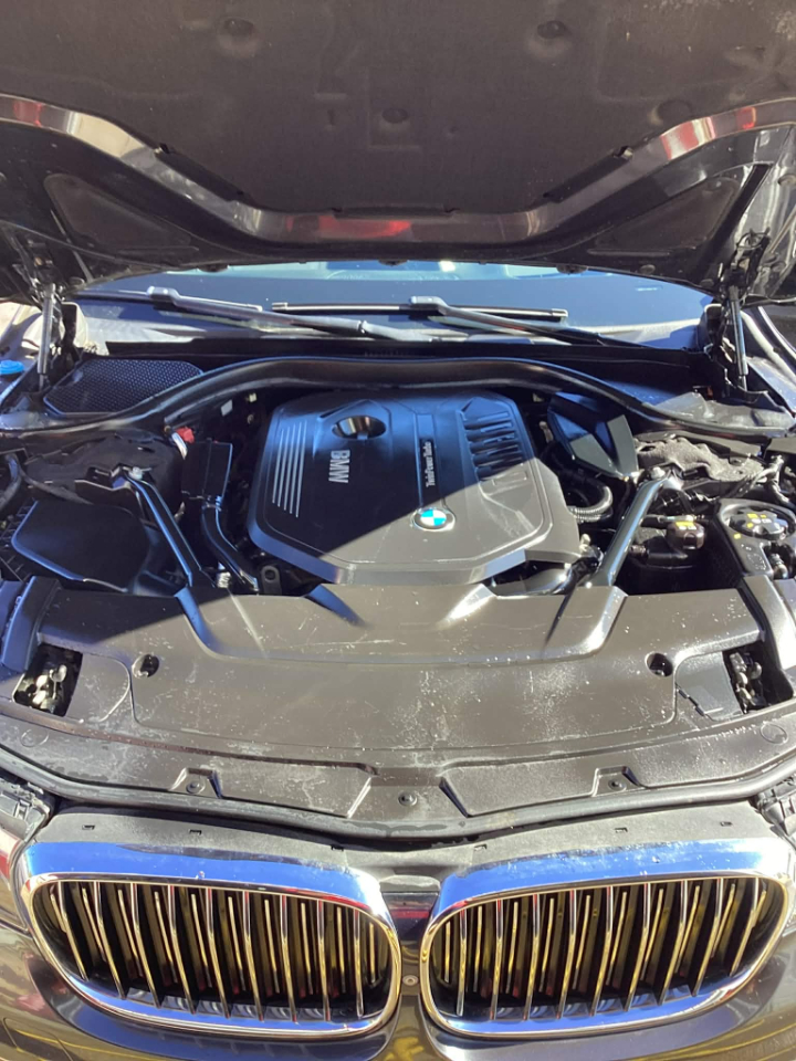 BMW 7-Series 740i 2017 BMW 7-Series 740i 2017