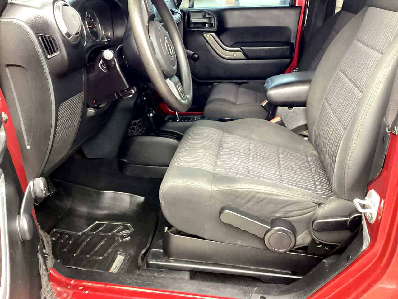 Jeep Wrangler Sport 4WD 2011