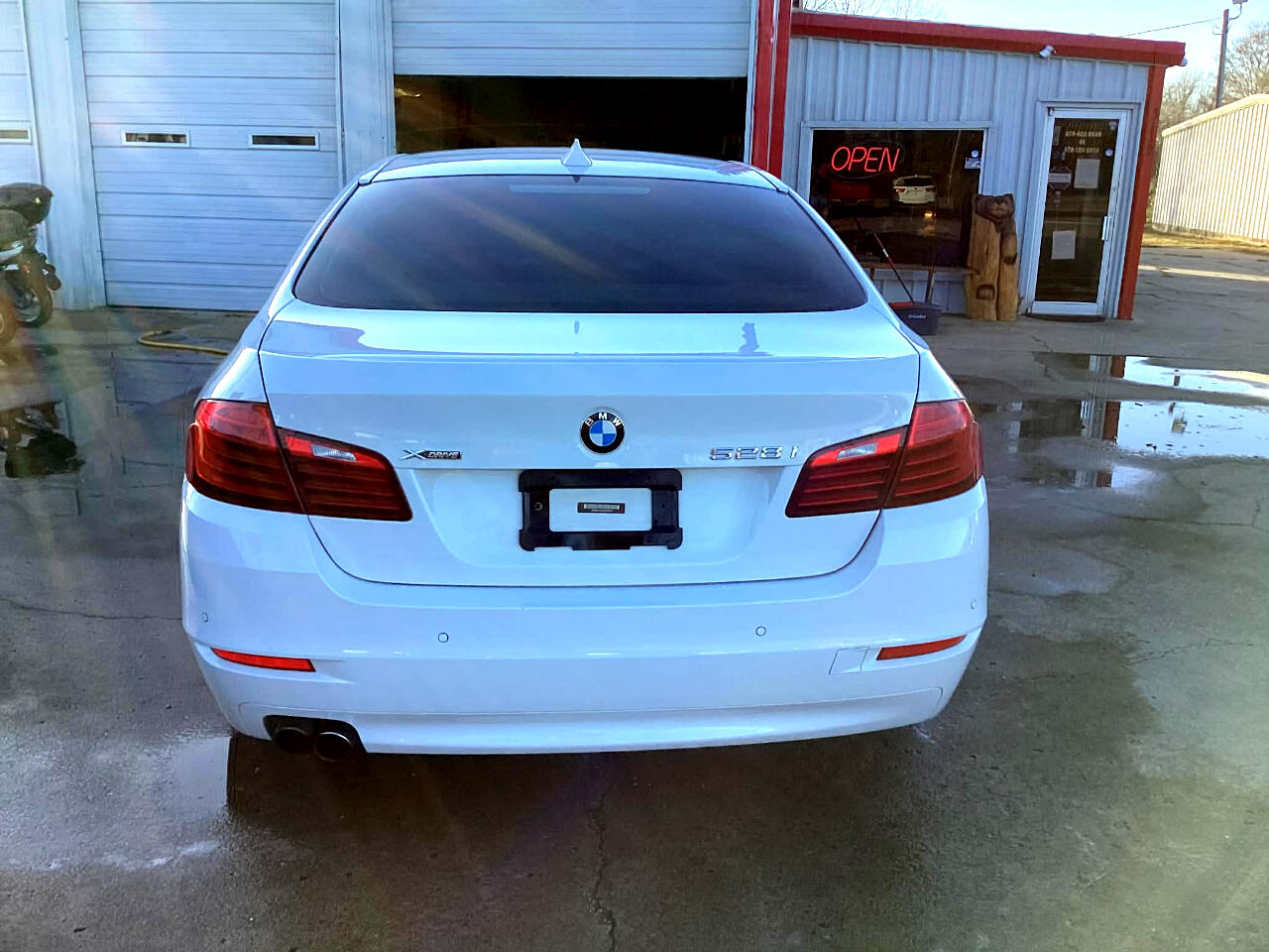 BMW 5-Series 528i xDrive 2014