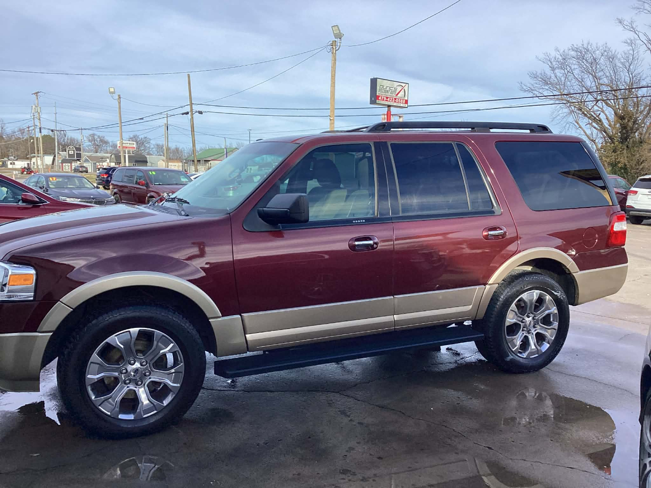 Ford Expedition XLT 4WD 2012