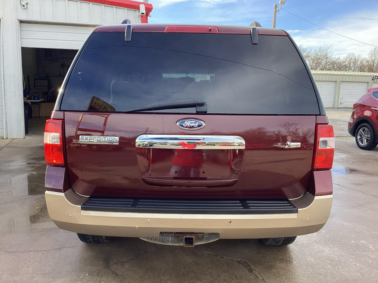 Ford Expedition XLT 4WD 2012
