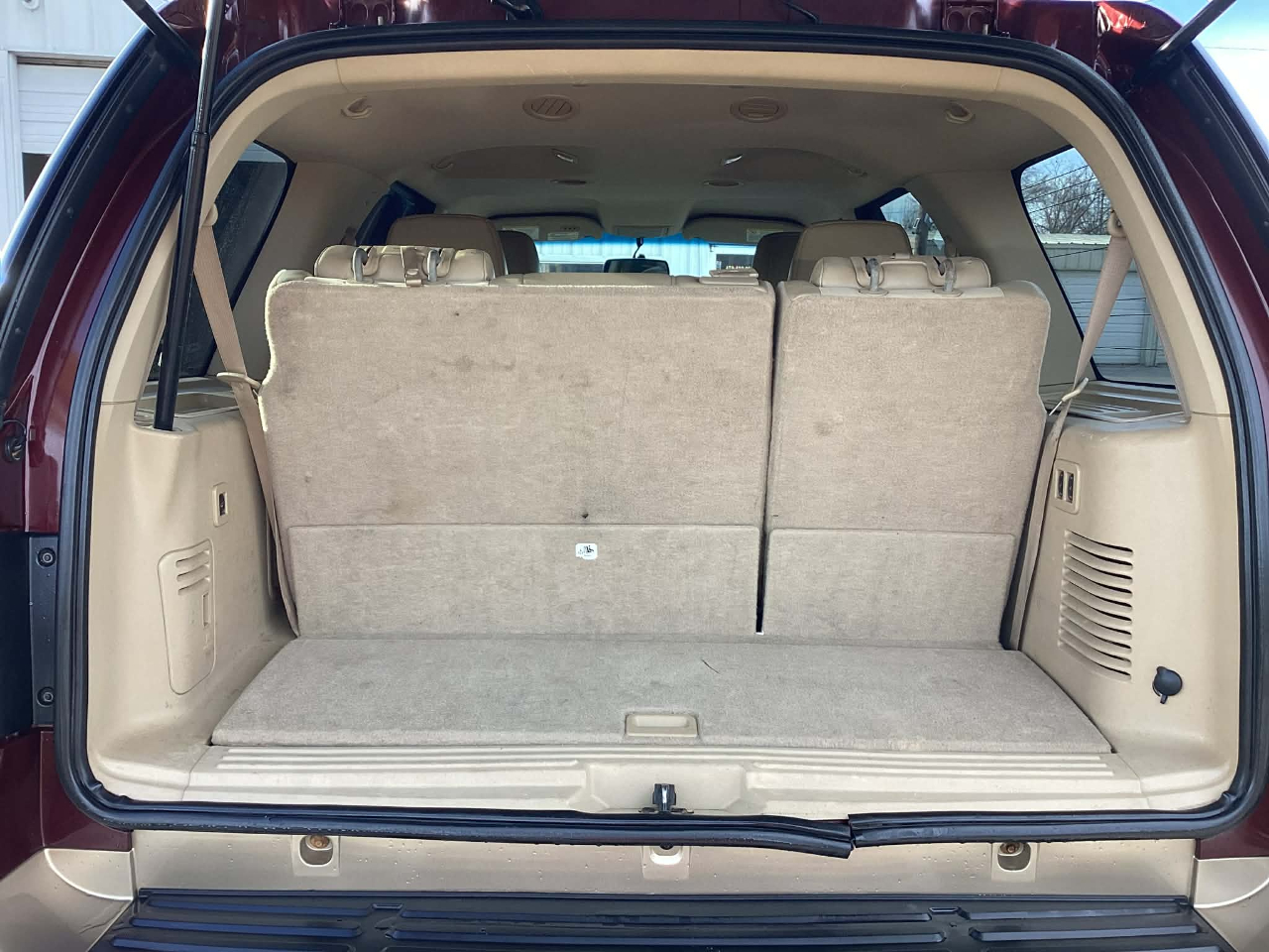 Ford Expedition XLT 4WD 2012