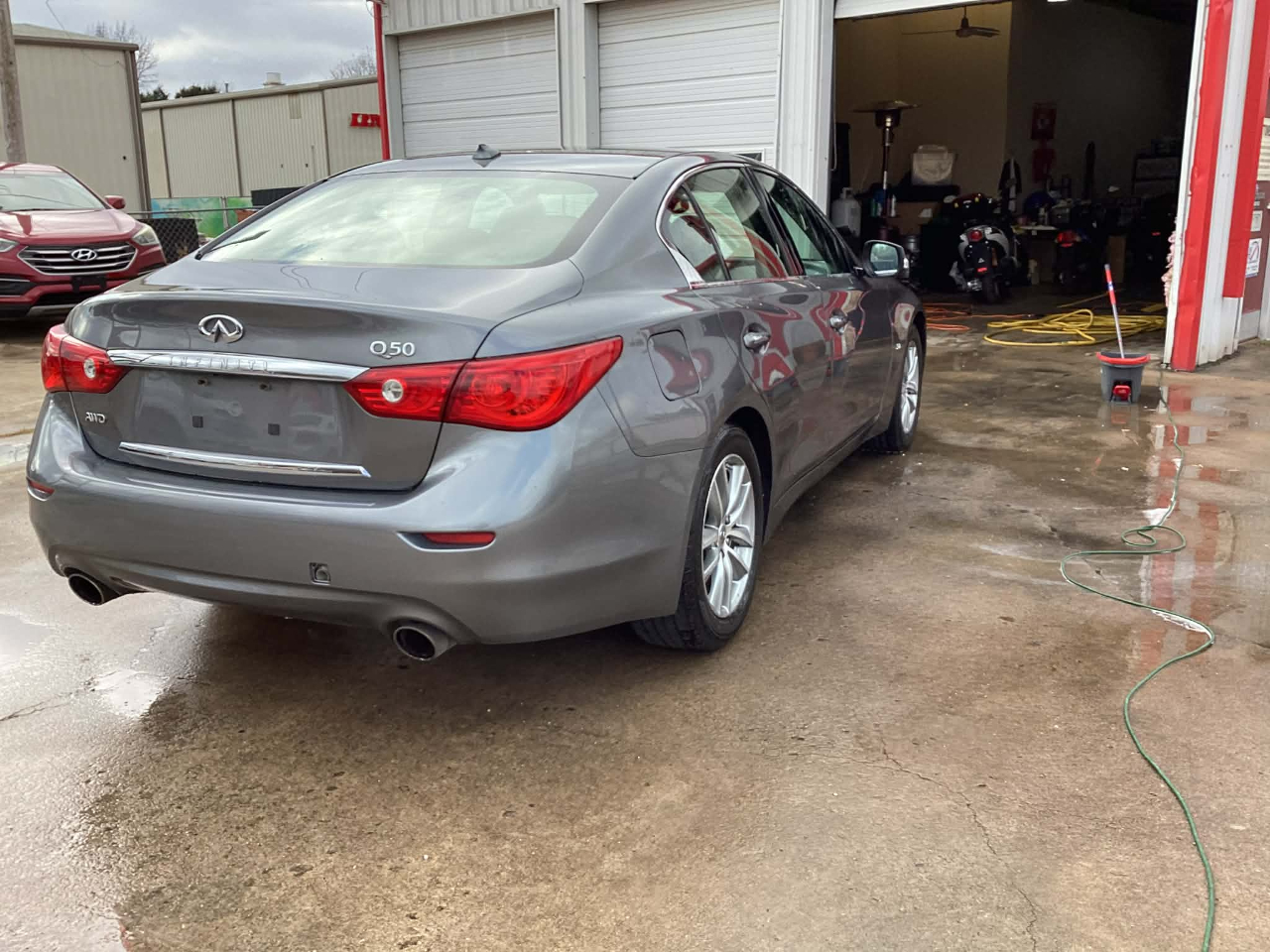 Infiniti Q50 Premium AWD 2014