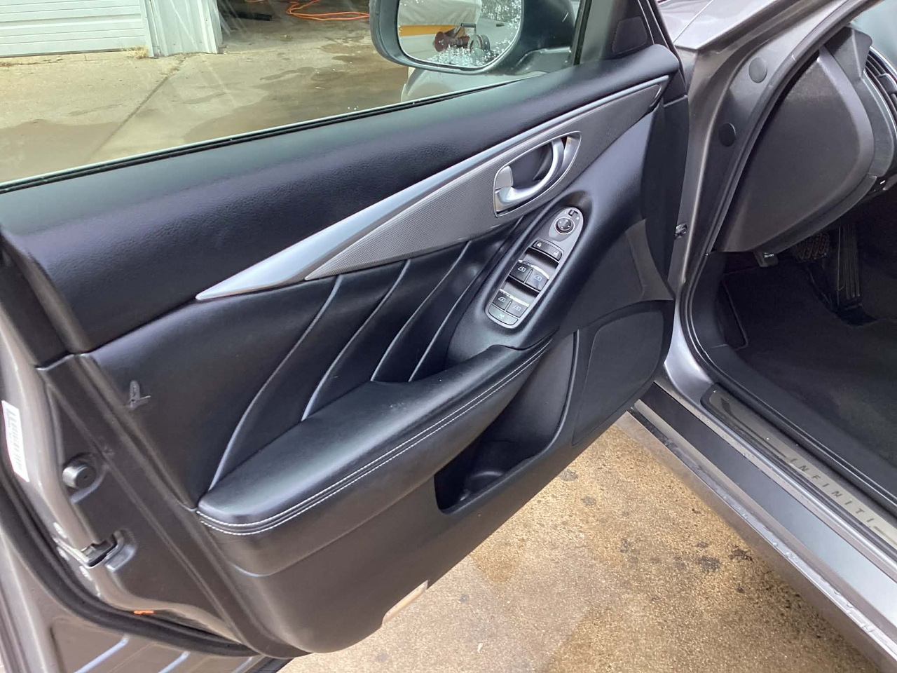 Infiniti Q50 Premium AWD 2014