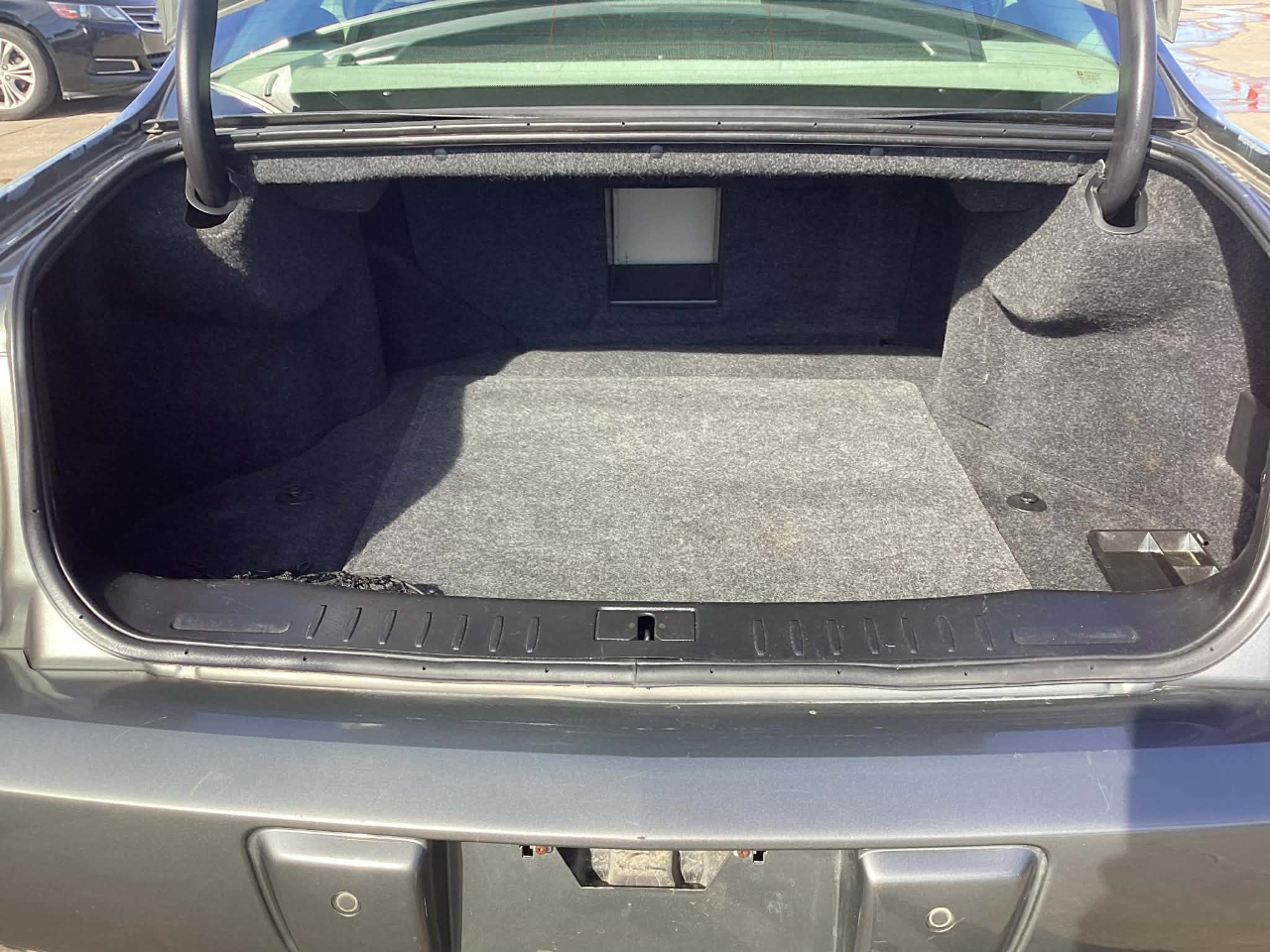 Cadillac DTS Sedan 2006