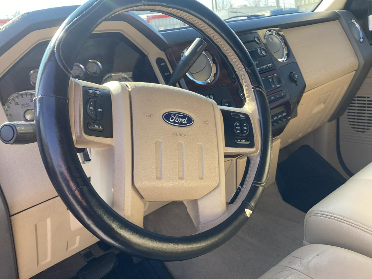 Ford F-250 SD XLT Crew Cab Long Bed 4WD 2008