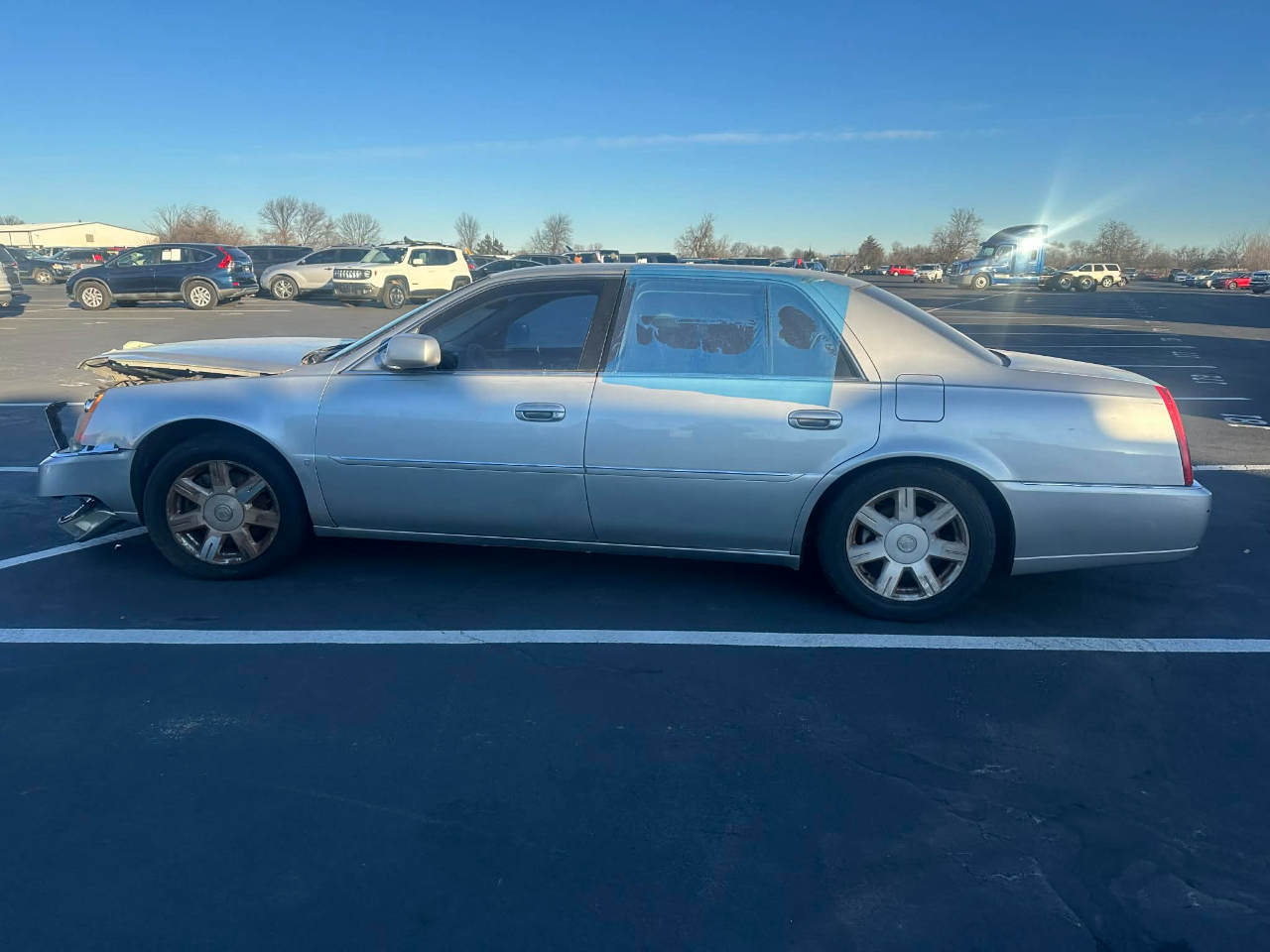 Cadillac DTS Sedan 2007