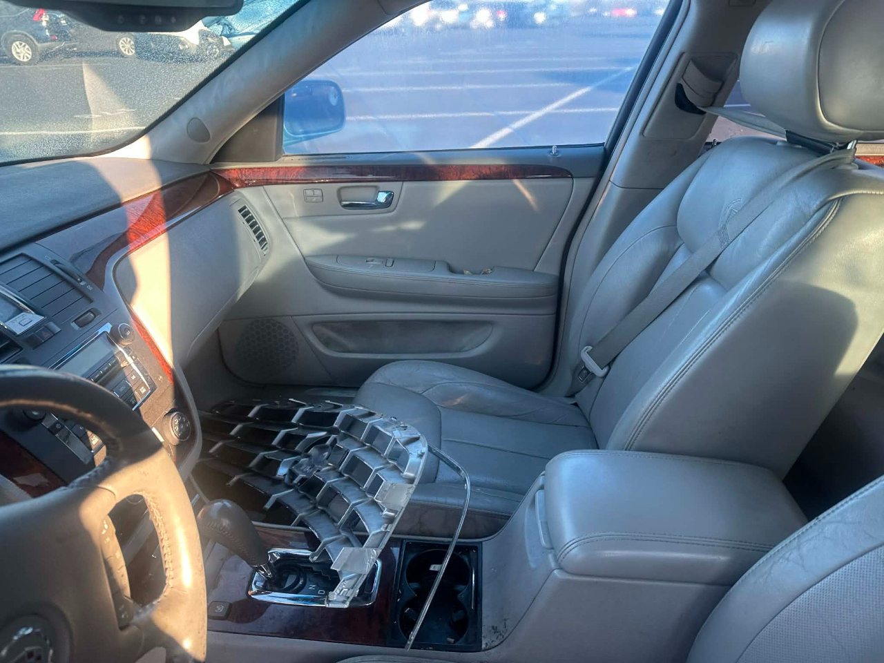 Cadillac DTS Sedan 2007