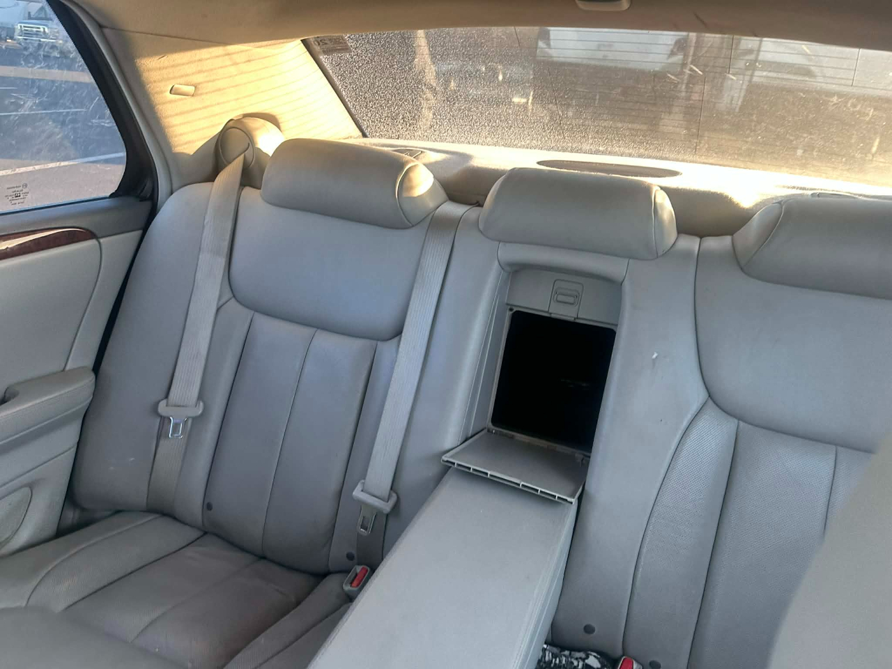 Cadillac DTS Sedan 2007