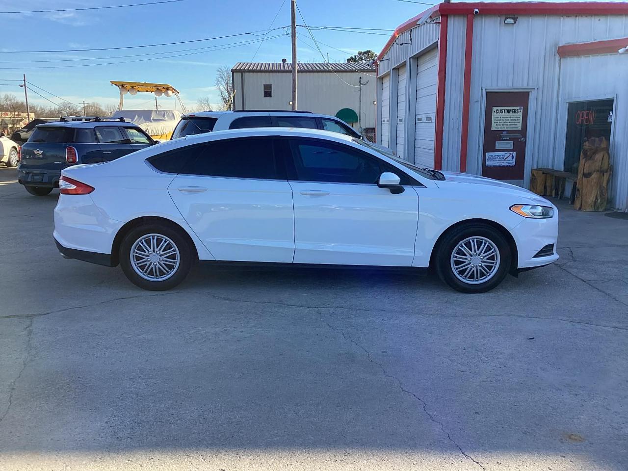 2014 Ford Fusion S