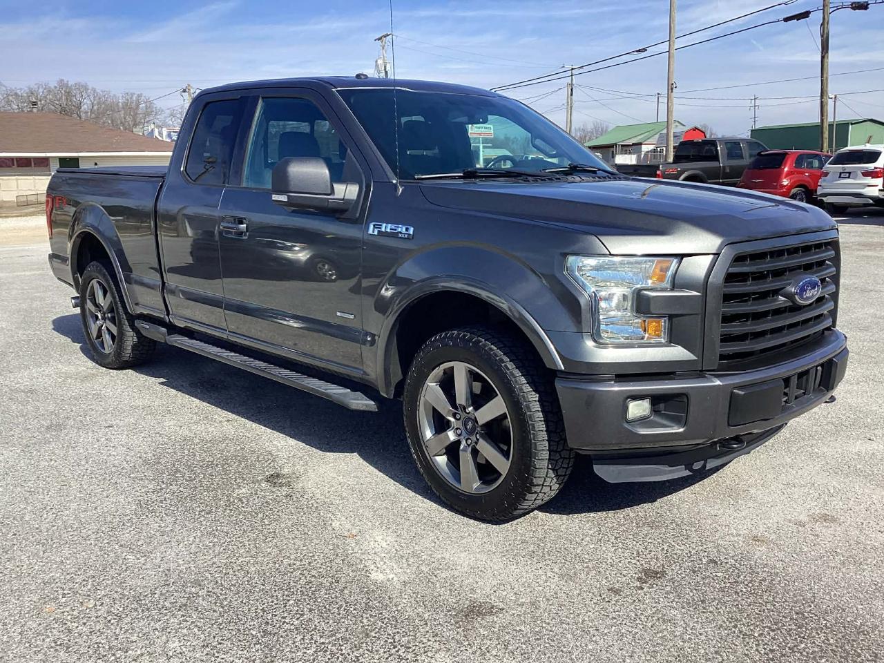 Ford F-150 Lariat SuperCab 6.5-ft. Bed 4WD 2015