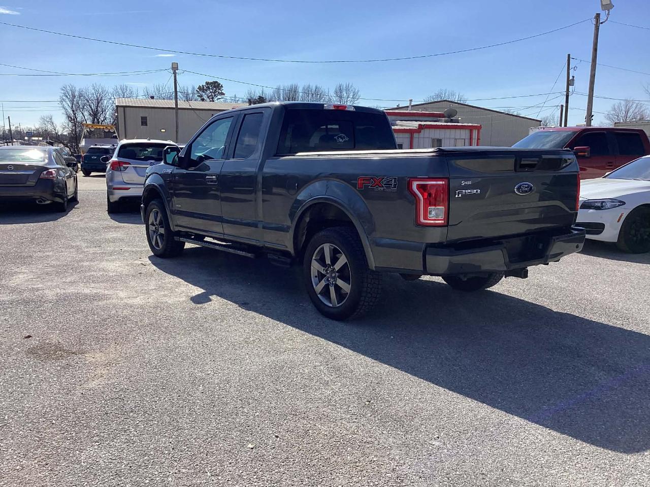 Ford F-150 Lariat SuperCab 6.5-ft. Bed 4WD 2015