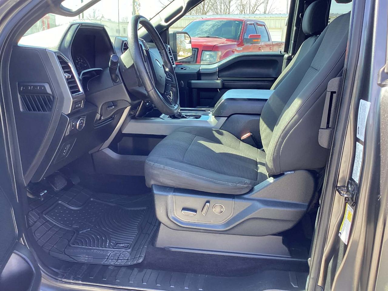 Ford F-150 Lariat SuperCab 6.5-ft. Bed 4WD 2015