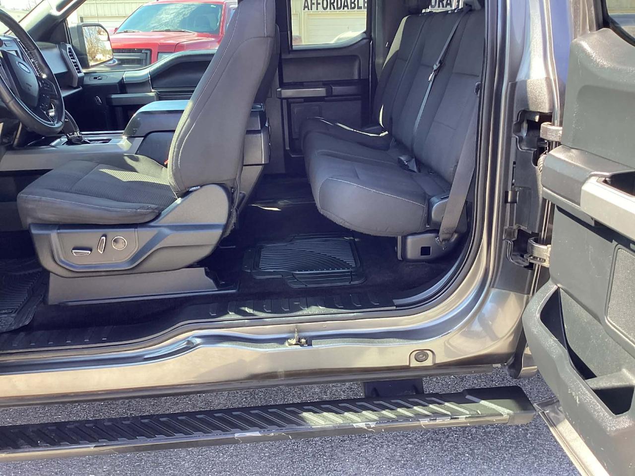 Ford F-150 Lariat SuperCab 6.5-ft. Bed 4WD 2015