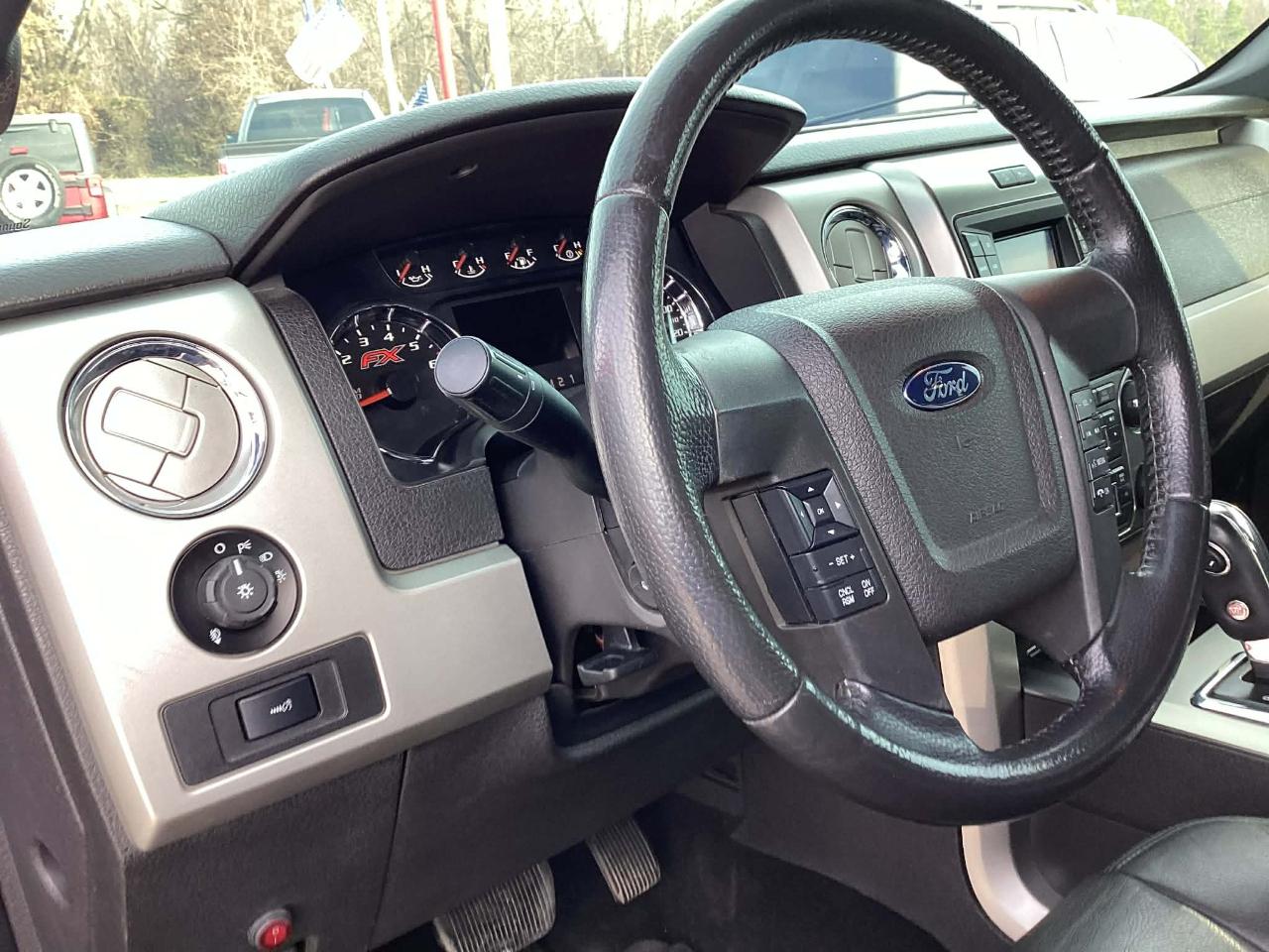 Ford F-150 Platinum SuperCrew 6.5-ft. Bed 4WD 2014