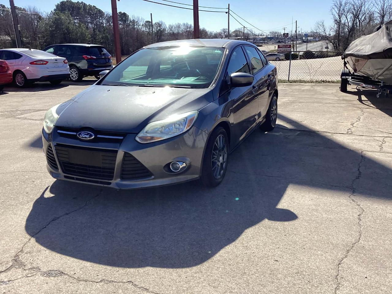 Ford Focus SE Sedan 2012