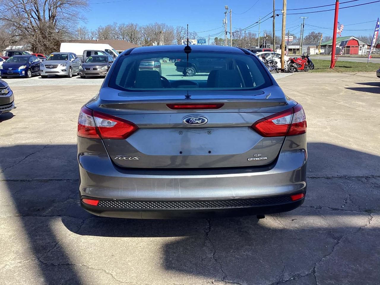 Ford Focus SE Sedan 2012