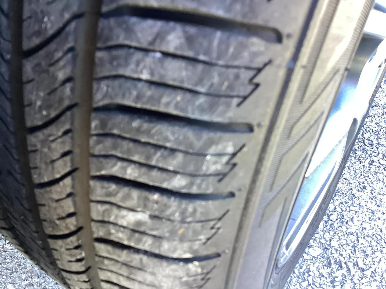 Ford Focus SE Sedan 2012