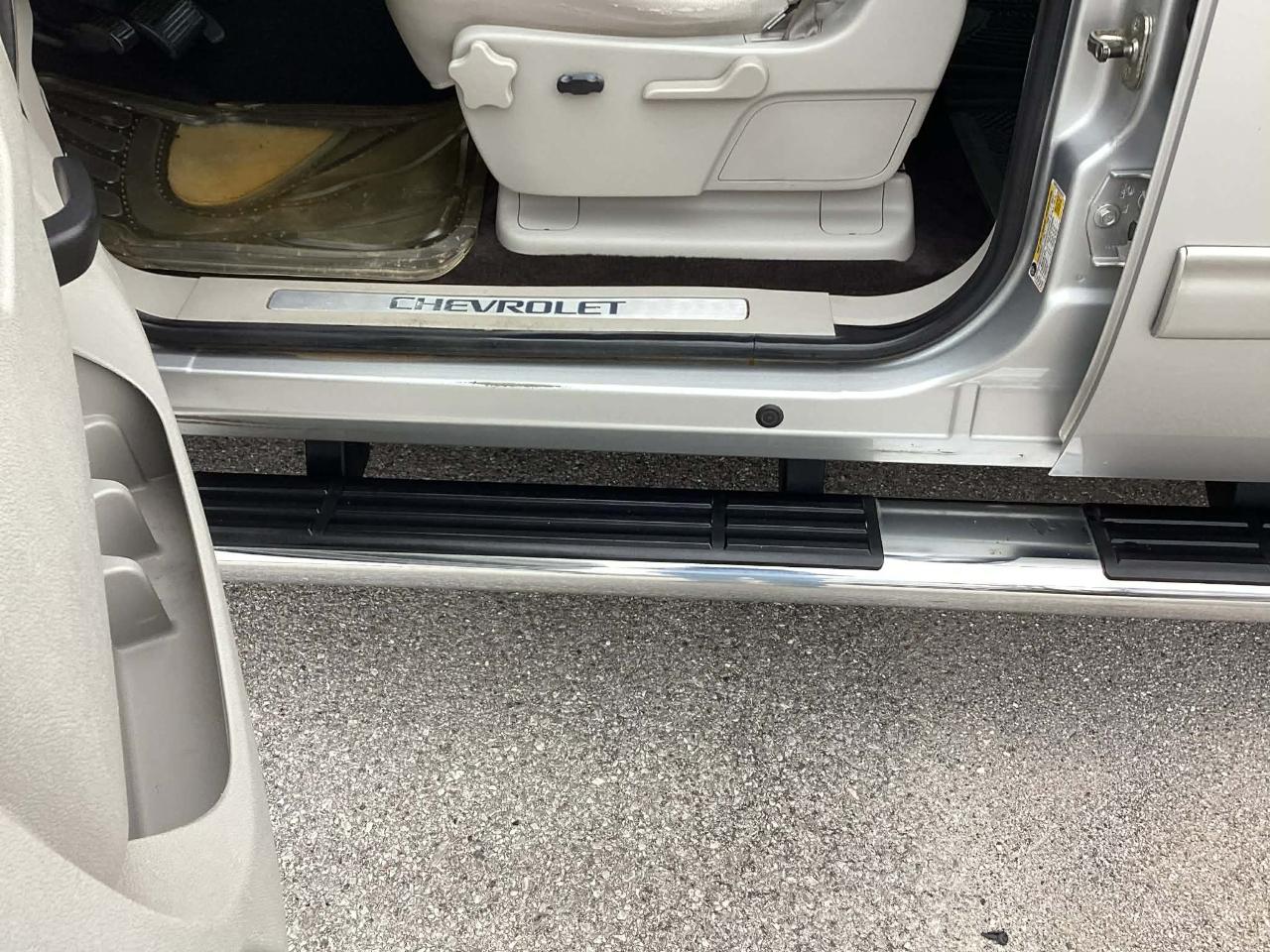 Chevrolet Silverado 1500 LT Crew Cab 4WD 2011