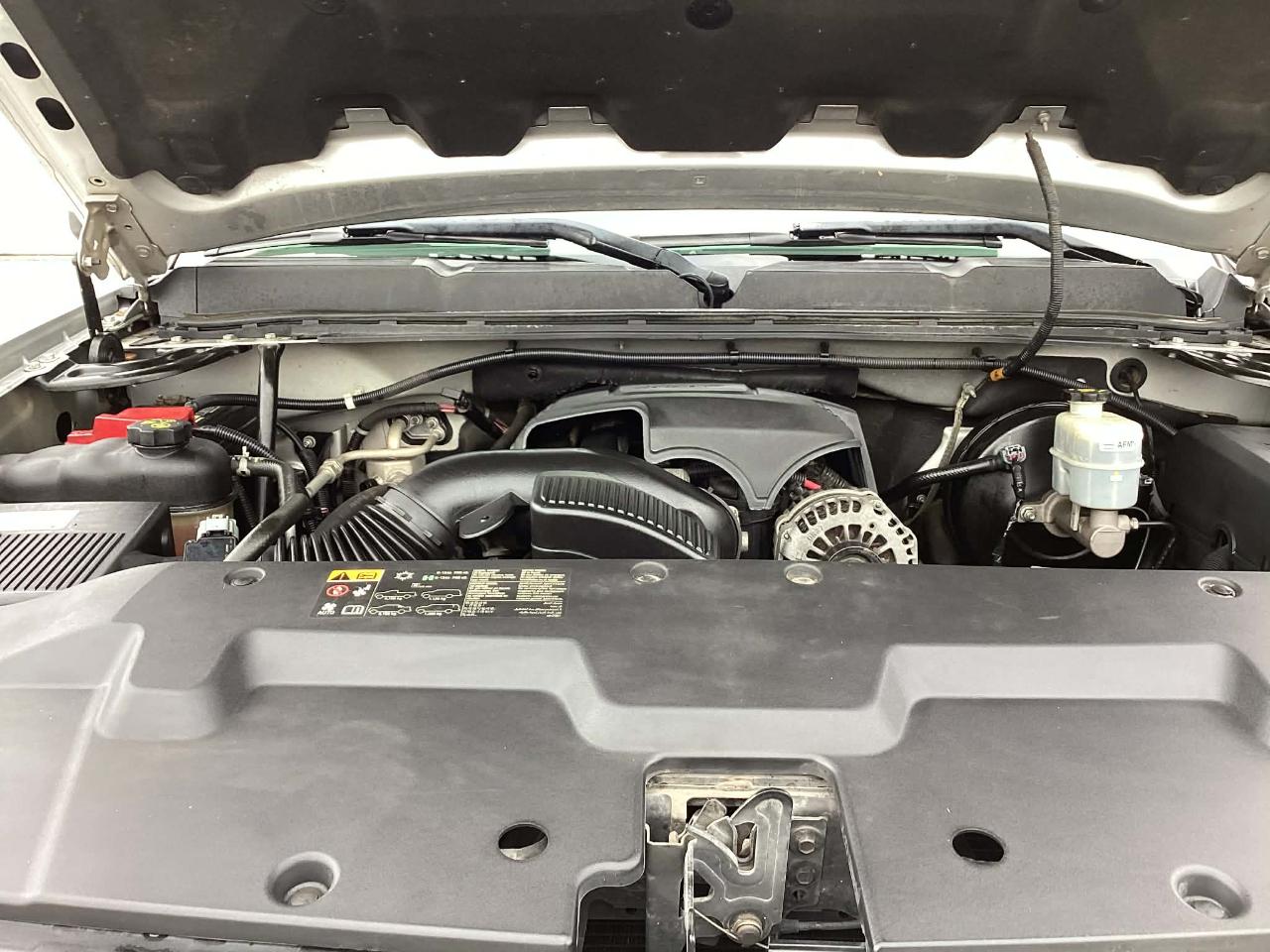 Chevrolet Silverado 1500 LT Crew Cab 4WD 2011