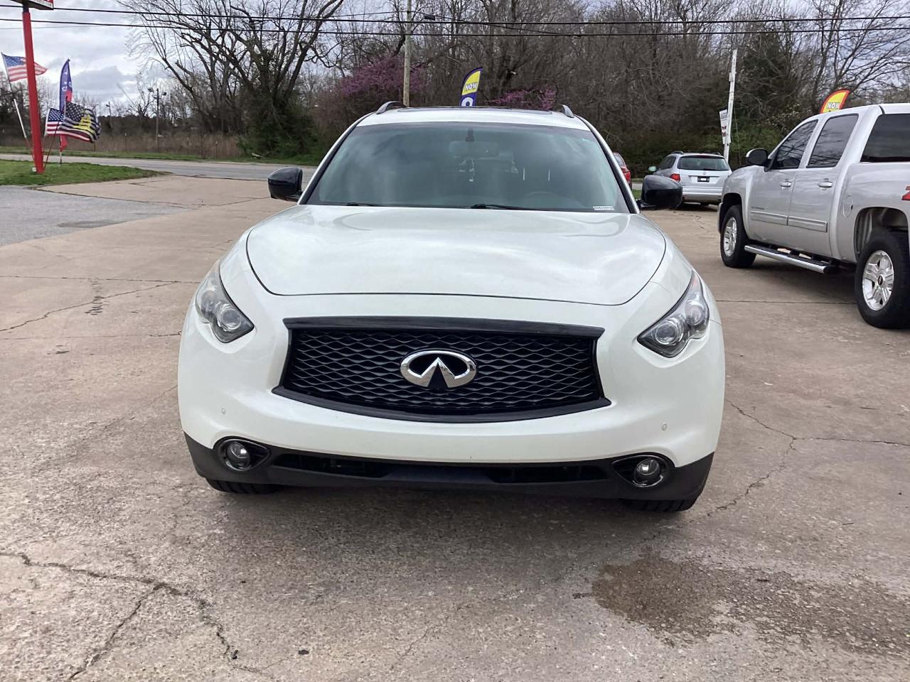 Infiniti QX70 Base 2017