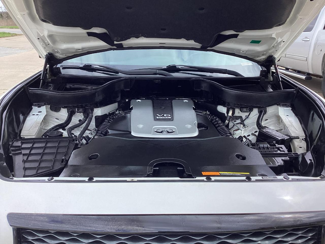 Infiniti QX70 Base 2017