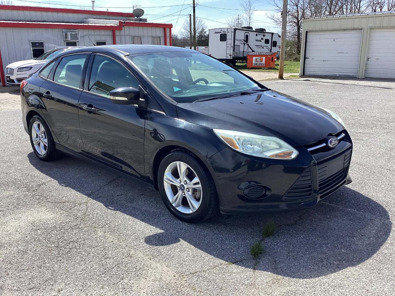 Ford Focus SE Sedan 2013