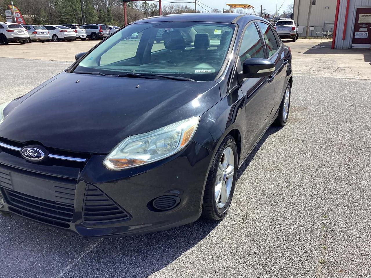 Ford Focus SE Sedan 2013