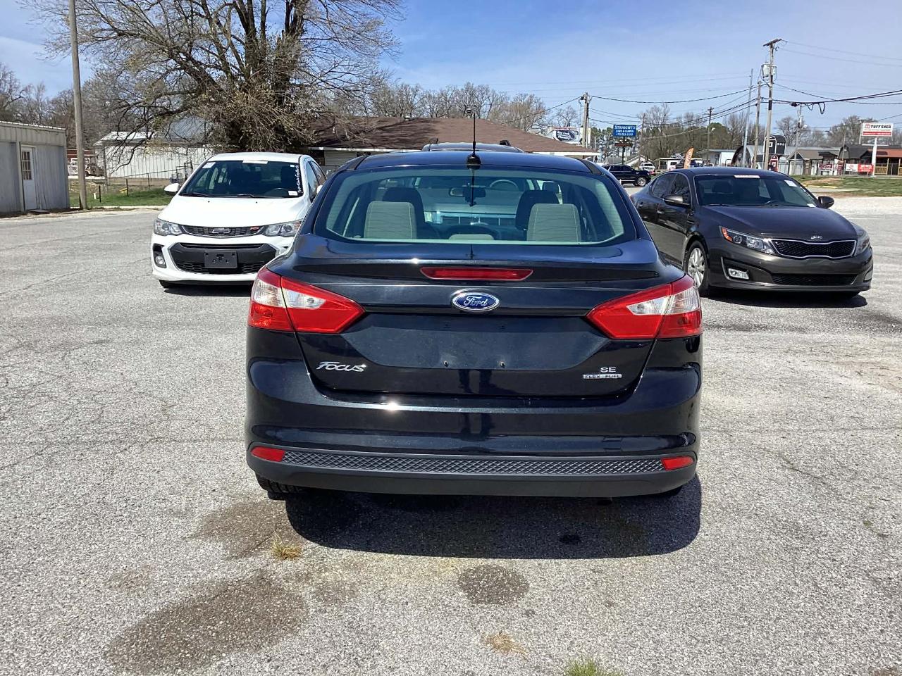 Ford Focus SE Sedan 2013