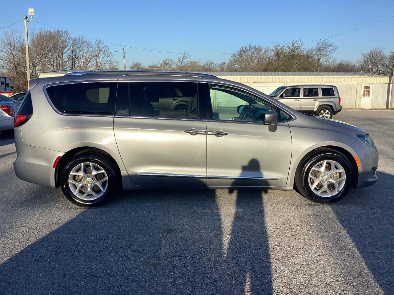 Chrysler Pacifica Touring-L Plus 2017