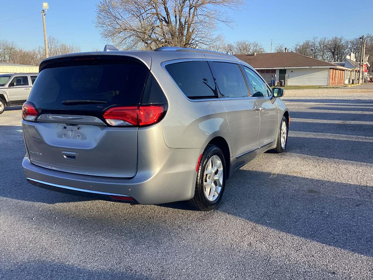 Chrysler Pacifica Touring-L Plus 2017