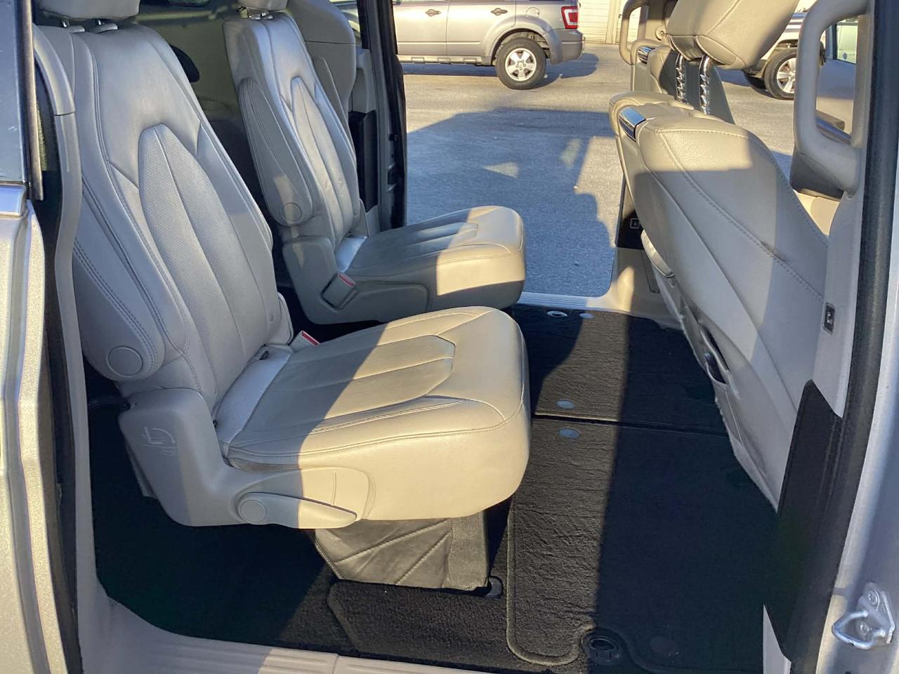 Chrysler Pacifica Touring-L Plus 2017