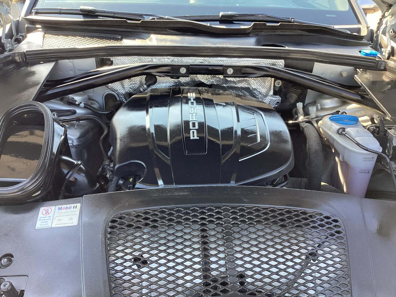 Porsche Macan GTS 2017