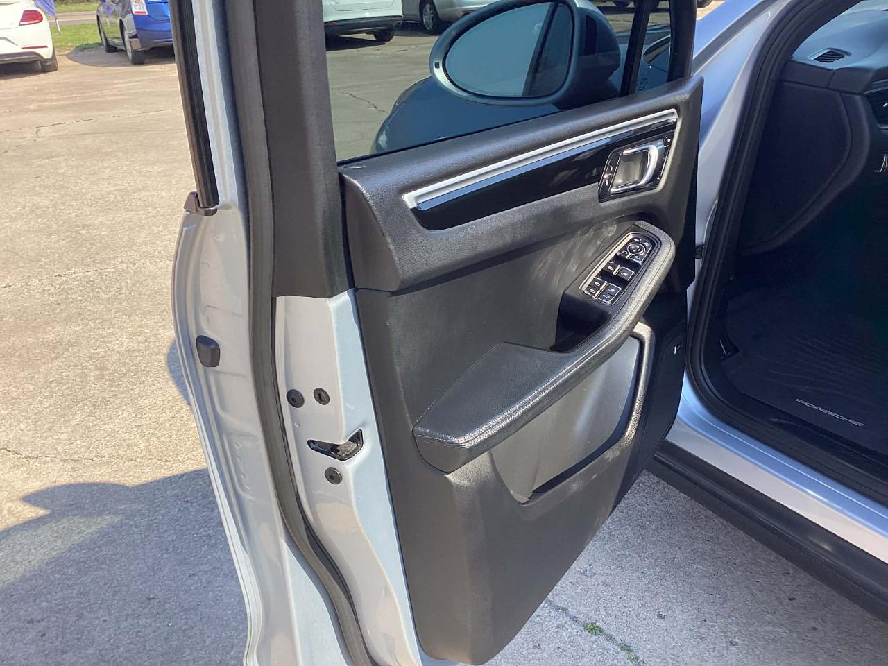 Porsche Macan GTS 2017