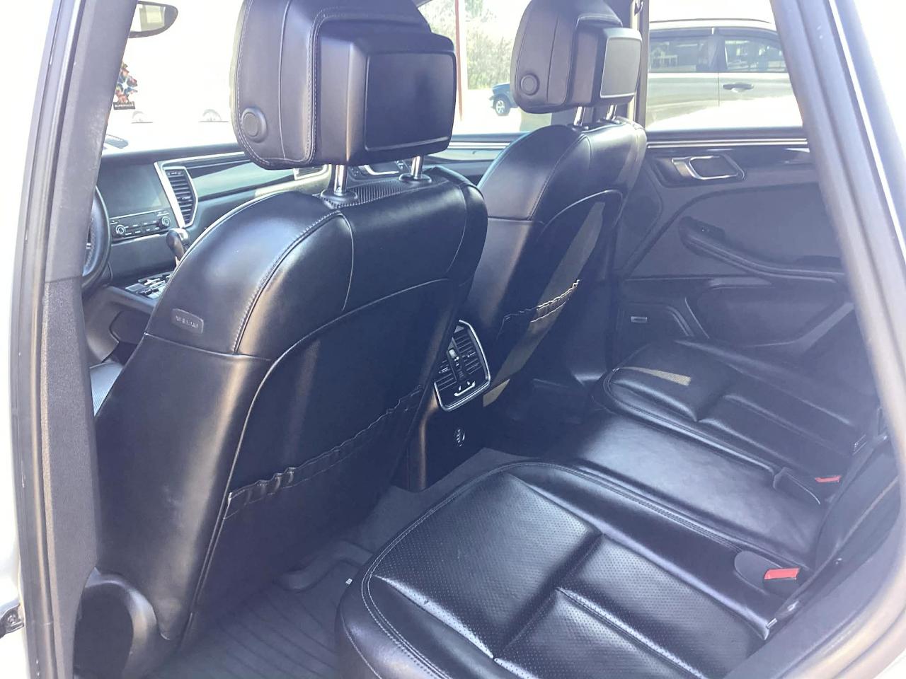 Porsche Macan GTS 2017