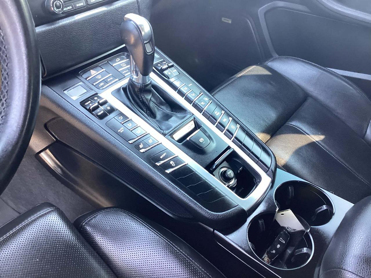 Porsche Macan GTS 2017