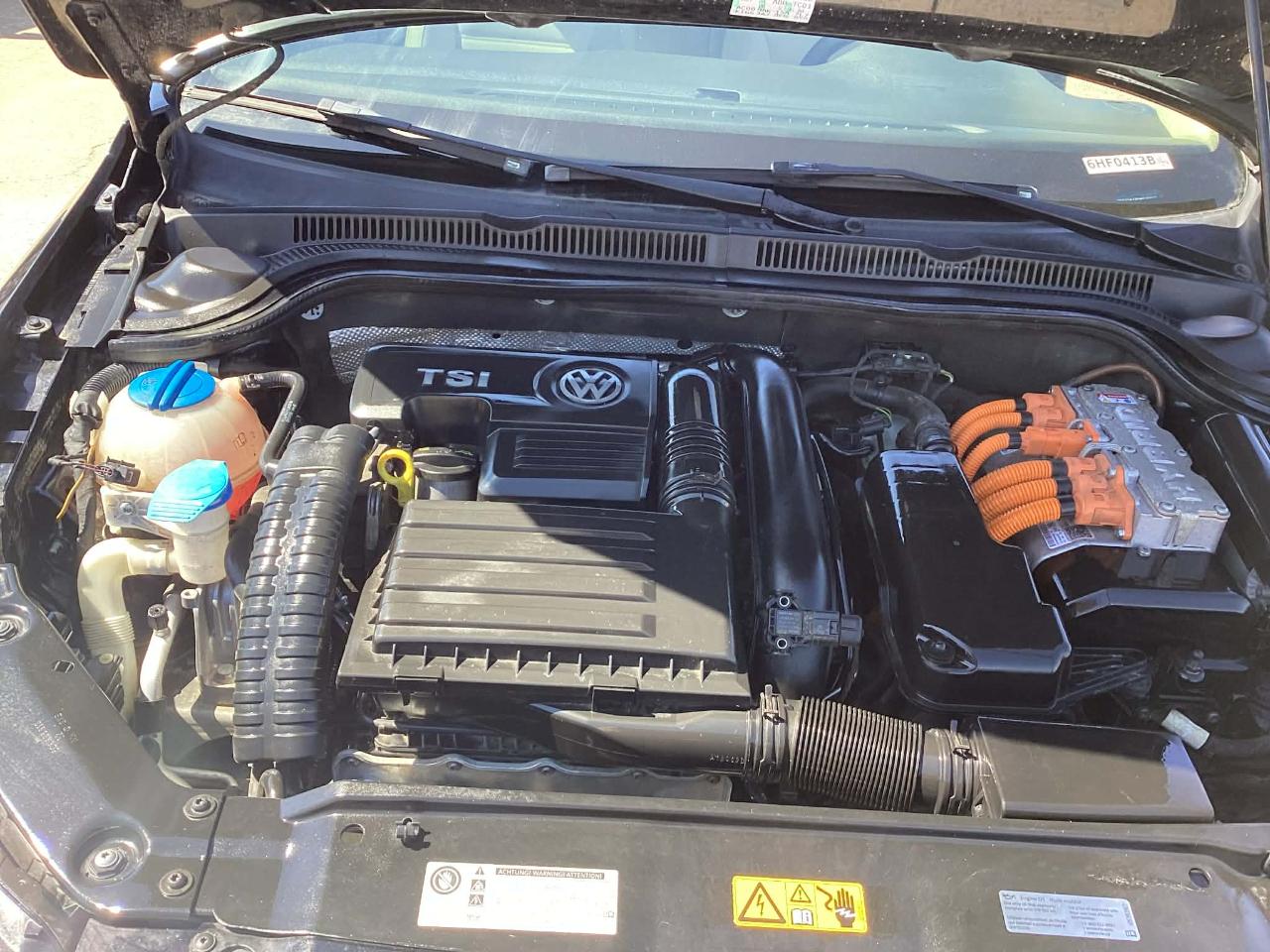 Volkswagen Jetta Hybrid SE 2014