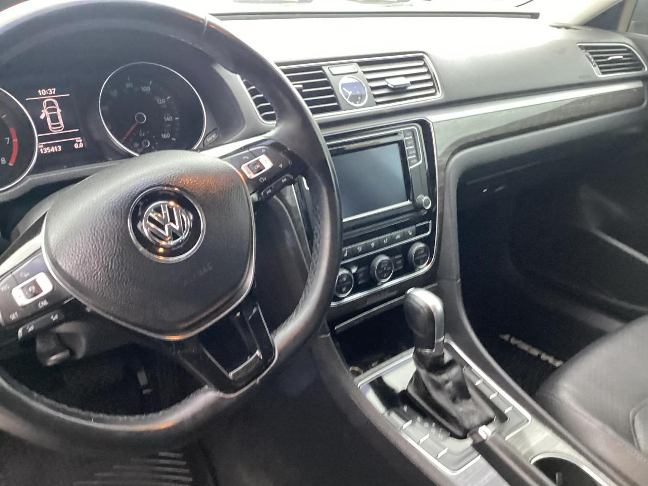 Volkswagen Passat SE 6A 2016