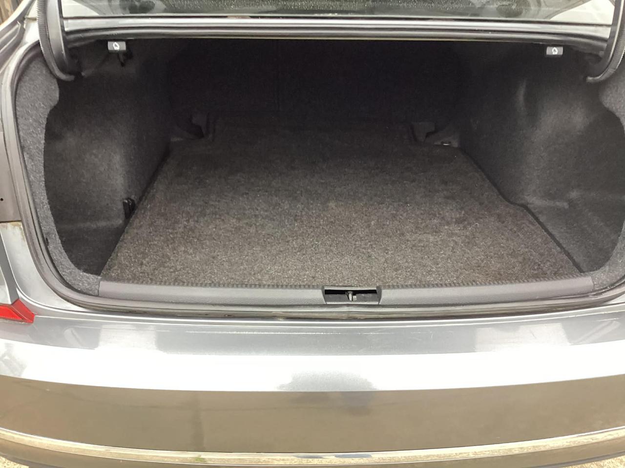 Volkswagen Passat SE 6A 2016