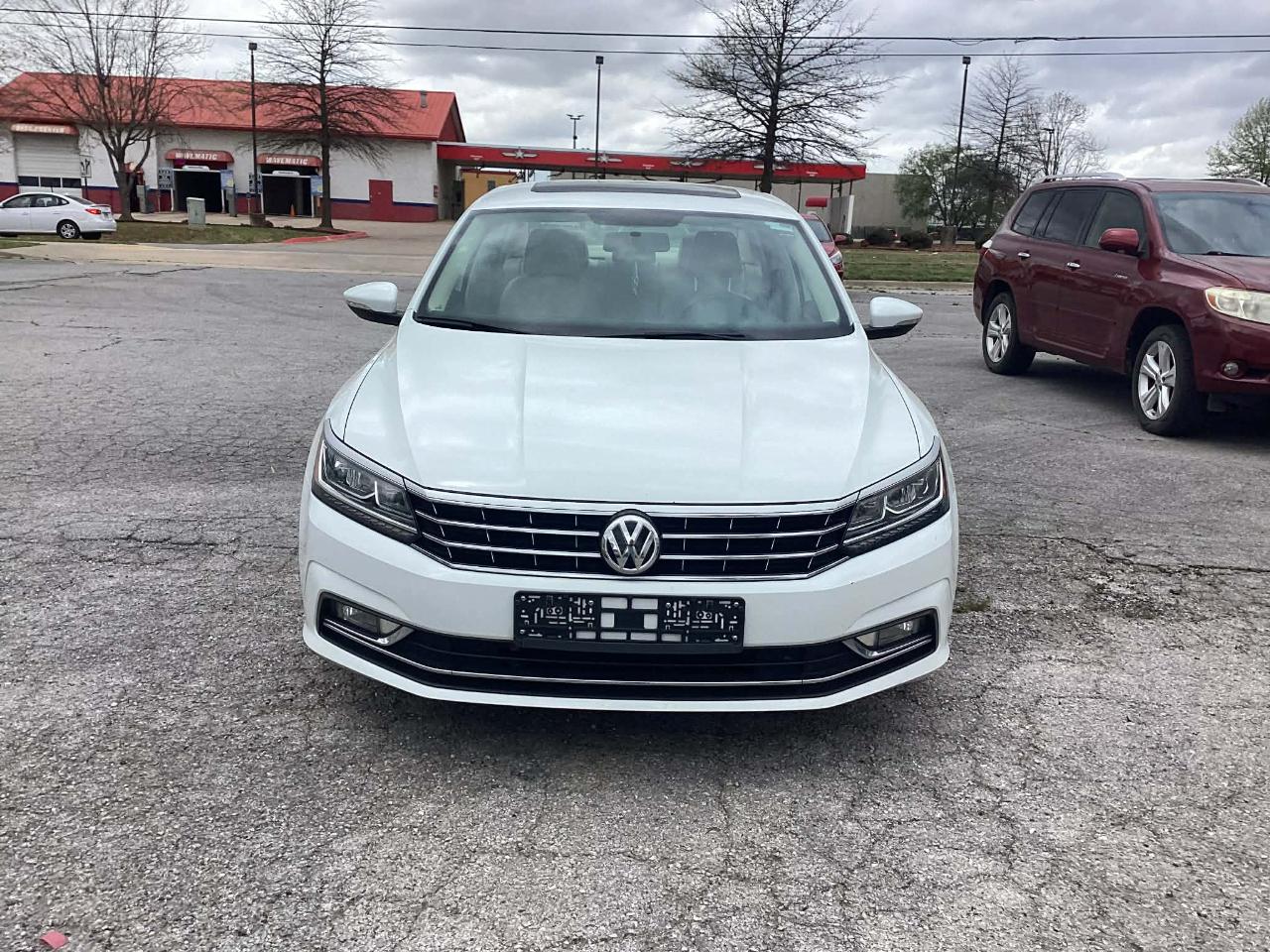 Volkswagen Passat SE 6A 2016