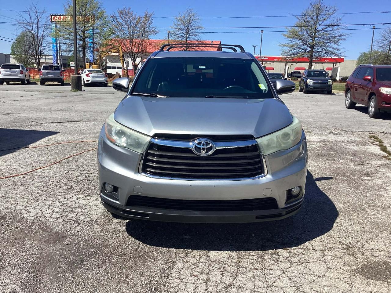 Toyota Highlander XLE FWD V6 2015